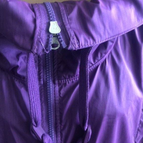 Xersion Cropped Rain Coat Jacket Water Resistant Bright Purple Sz.S-M New - Picture 6 of 11